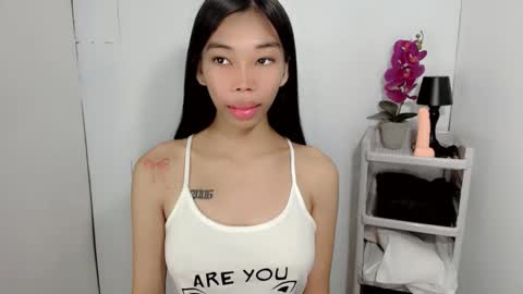 Snapshot of amarah_slut chatting on November 2025 10:34:02 PM Amarah online show from November 2025 10:34:02 PM