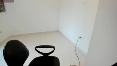 Snapshot of amaranta69_cam chatting on March 2025 04:56:02 PM AMARANTA online show from March 2025 04:56:02 PM