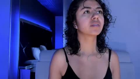 Emily online show from September 2025 11:21:02 AM