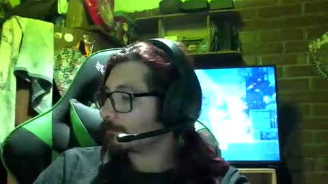 Snapshot of amaru_bf_experience chatting on November 2025 01:55:02 AM Amaru online show from November 2025 01:55:02 AM