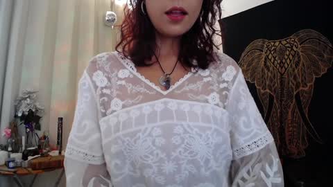Snapshot of amatista_riveera chatting on December 2024 04:05:02 PM Amatista Next stream 9 DEC 1 PM COLOMBIAN TIME miss u and love u online show from December 2024 04:05:02 PM