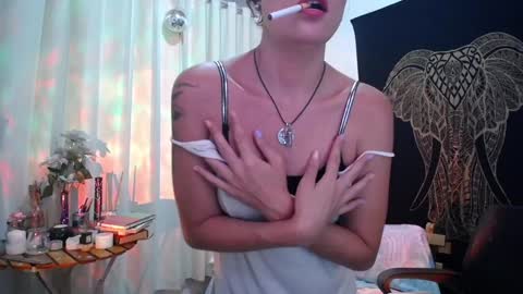 Snapshot of amatista_riveera chatting on January 2025 11:35:02 PM Amatista Next stream 9 DEC 1 PM COLOMBIAN TIME miss u and love u online show from January 2025 11:35:02 PM
