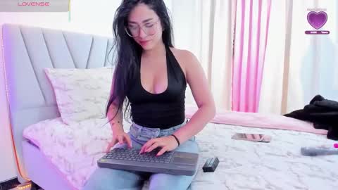 Sara  online show from February 2026 01:26:01 AM