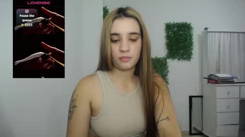 Snapshot of ambar_lynn chatting on October 2025 07:13:02 PM mbar online show from October 2025 07:13:02 PM