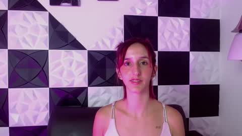 ambar_roux1 online show from February 2025 06:27:02 PM