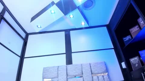 Ambar online show from February 2026 08:38:02 PM