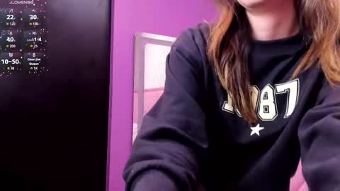 .  Amber Wood  . online show from October 2025 11:44:02 AM