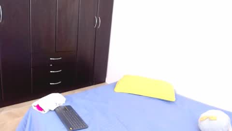 ambel_rose online show from November 2025 06:46:02 PM