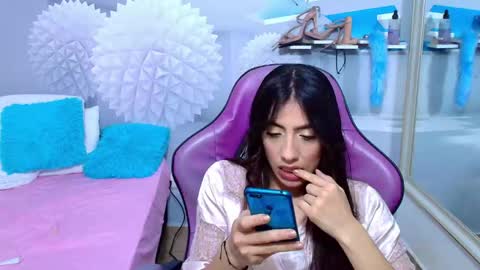 Snapshot of ambel_rose chatting on April 2026 11:35:01 PM ambel_rose online show from April 2026 11:35:01 PM