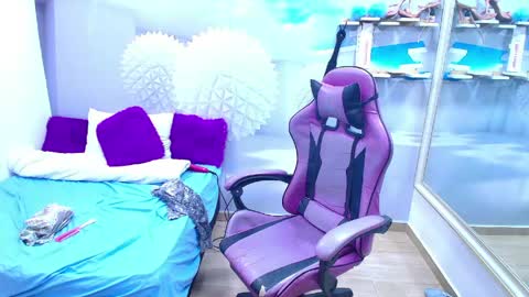 Snapshot of ambel_rose chatting on May 2026 01:32:02 AM ambel_rose online show from May 2026 01:32:02 AM