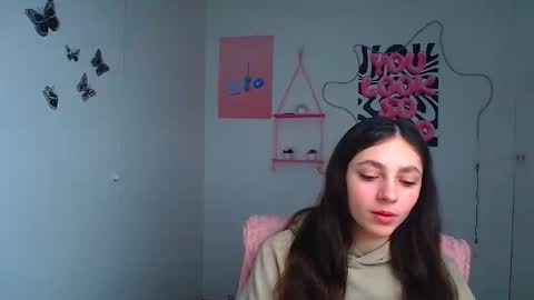 Snapshot of amber__r chatting on February 2026 06:52:01 AM Amber online show from February 2026 06:52:01 AM