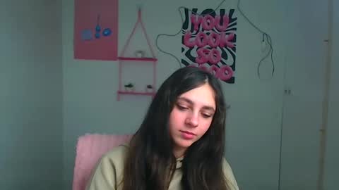 Snapshot of amber__r chatting on February 2026 06:44:01 AM Amber online show from February 2026 06:44:01 AM