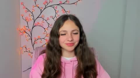 Amber online show from April 2026 05:04:02 AM