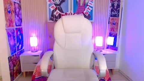 Amber online show from February 2025 07:23:02 AM