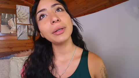 Snapshot of amber_curly chatting on January 2026 10:48:02 PM amber_curly online show from January 2026 10:48:02 PM