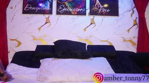 Snapshot of amber_tony77 chatting on November 2025 10:06:01 AM online show from November 2025 10:06:01 AM