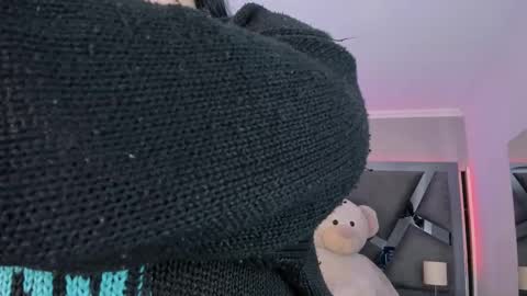 Amber  online show from November 2025 11:54:01 AM