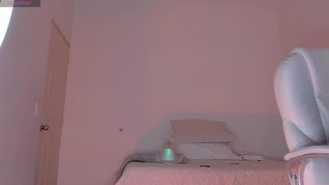 Amber online show from November 2025 12:08:02 PM