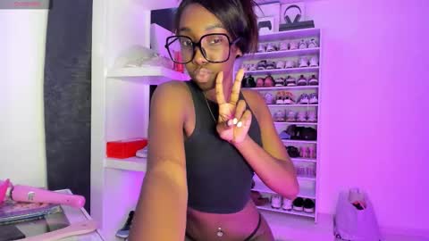 Snapshot of amberprincess2 chatting on February 2026 04:14:01 PM Amber online show from February 2026 04:14:01 PM