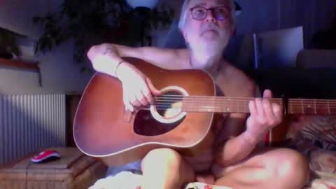 Snapshot of amberr11 chatting on October 2025 11:51:02 PM Amberr11 online show from October 2025 11:51:02 PM