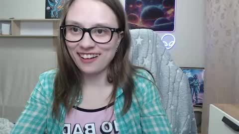 Amber online show from April 2026 06:10:01 PM