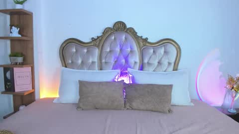 Amber online show from December 2025 11:58:01 PM