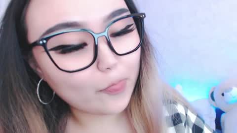 Amelia online show from May 2026 05:44:01 PM