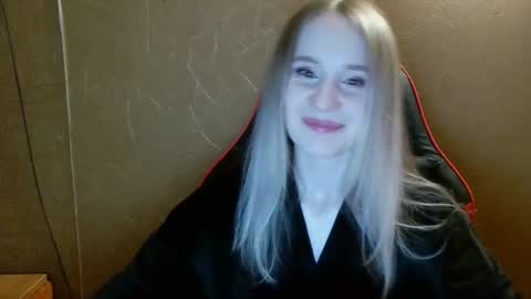 Amelia  online show from July 2026 07:43:01 PM