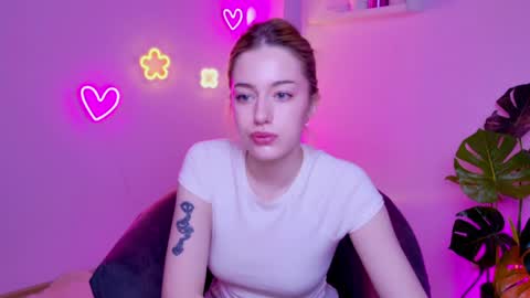 Amelia online show from April 2026 02:42:01 AM