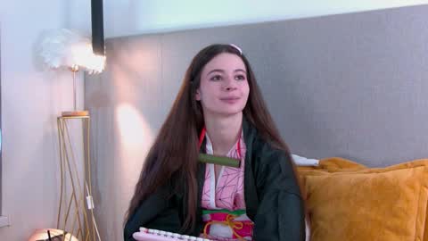 Amelia online show from October 2025 06:53:02 PM