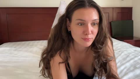 Snapshot of ameliahenderson chatting on June 2026 11:20:02 PM Ameli online show from June 2026 11:20:02 PM
