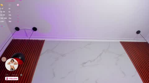 Snapshot of amelie_leigh chatting on December 2024 09:05:02 AM Alejandra online show from December 2024 09:05:02 AM