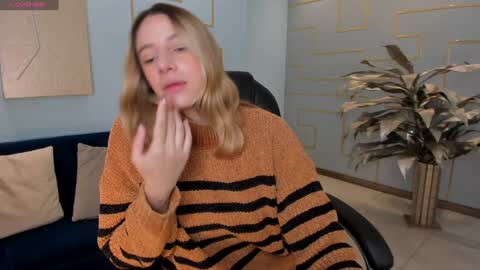 Snapshot of ameliegraham chatting on December 2024 11:06:01 AM Amelie Graham online show from December 2024 11:06:01 AM