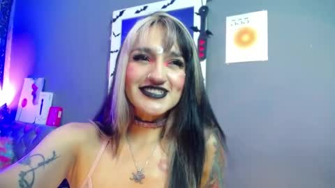 AMELIEROUS .. see you tomorrow  kisses online show from April 2026 04:10:02 AM