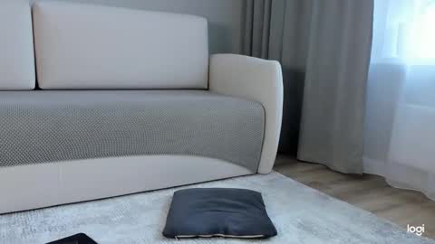 Amelina Love online show from September 2025 01:38:02 AM