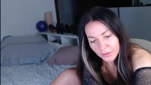 Snapshot of amelinamersi chatting on February 2026 08:38:01 PM amelinamersi online show from February 2026 08:38:01 PM