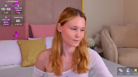 Snapshot of ameliroyse chatting on June 2026 05:13:02 PM AmeliRoyse online show from June 2026 05:13:02 PM