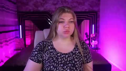 Alina online show from July 2026 01:14:02 PM