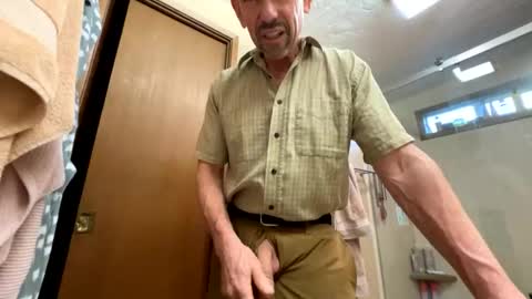 Snapshot of american_ron chatting on February 2026 04:07:02 PM american_ron online show from February 2026 04:07:02 PM