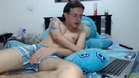Snapshot of americanbig_dick chatting on February 2025 11:24:01 PM Lucian online show from February 2025 11:24:01 PM