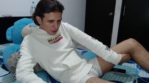 Snapshot of americanbig_dick chatting on February 2025 03:56:01 AM Lucian online show from February 2025 03:56:01 AM