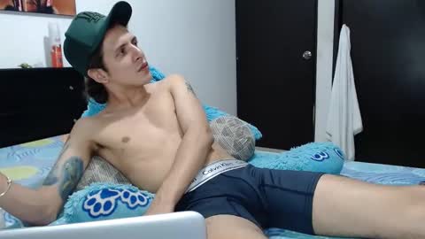 Snapshot of americanbig_dick chatting on March 2025 02:21:01 AM Lucian online show from March 2025 02:21:01 AM