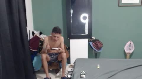 Snapshot of americanbig_dick chatting on October 2025 02:06:01 AM Lucian online show from October 2025 02:06:01 AM