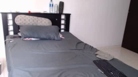 Snapshot of americanbig_dick chatting on October 2025 03:57:02 PM Lucian online show from October 2025 03:57:02 PM