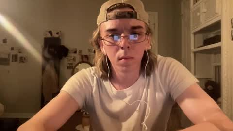 americanclown online show from April 2026 04:17:01 AM