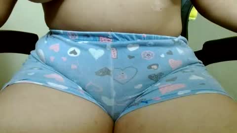 Mari online show from September 2025 12:06:01 PM