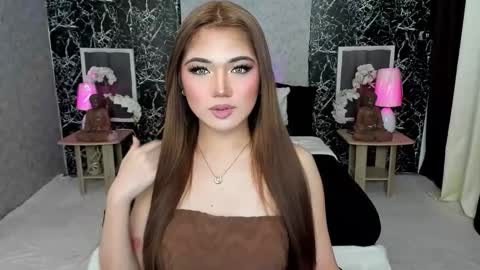 Claire online show from October 2025 07:38:02 AM