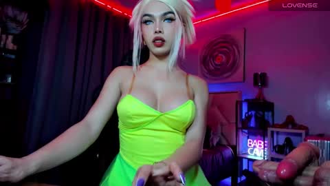 Snapshot of amethyst_ts chatting on February 2025 01:59:01 PM AMETHYST look at my BIO online show from February 2025 01:59:01 PM