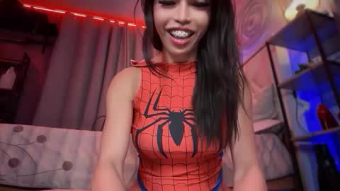 Snapshot of amethyst_ts chatting on January 2026 09:33:02 AM AMETHYST look at my BIO online show from January 2026 09:33:02 AM