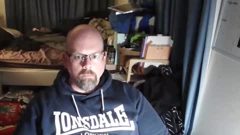 Snapshot of amf_1982 chatting on October 2025 12:57:02 PM Andy online show from October 2025 12:57:02 PM